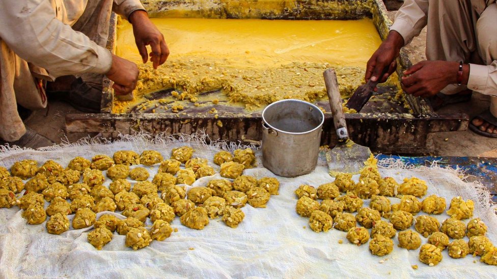 బెల్లం: దక్షిణాసియా మిఠాయి బెల్లం: దక్షిణాసియా మిఠాయి