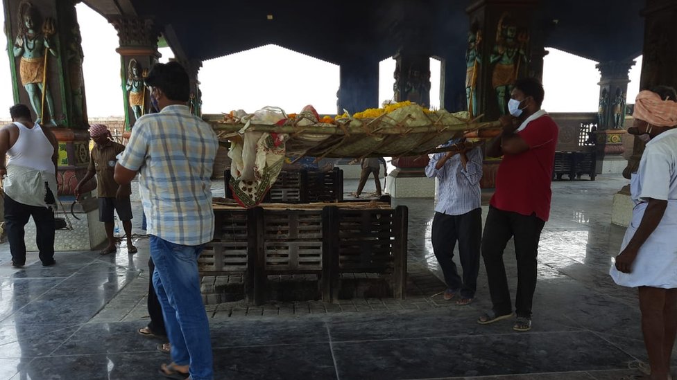 కరోనా మరణాలు కరోనా మరణాలు