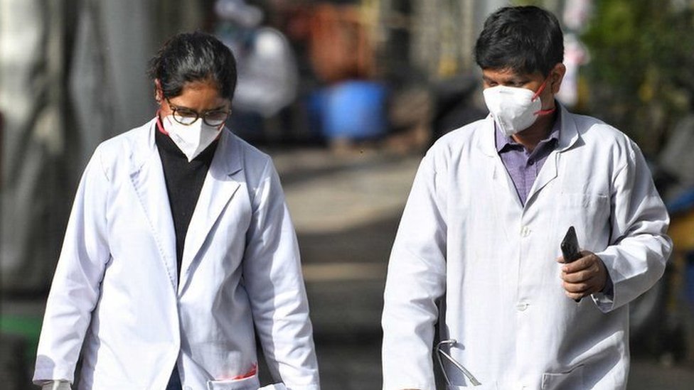 యువ డాక్టర్లకు ఆహ్వానం యువ డాక్టర్లకు ఆహ్వానం