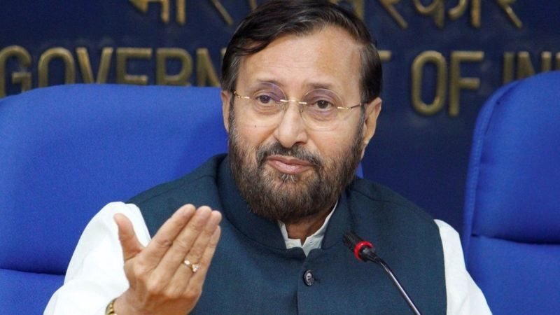 2021 డిసెంబర్ కంటే ముందే దేశంలో వ్యాక్సినేషన్ ప్రక్రియ పూర్తవుతుందని కేంద్ర మంత్రి ప్రకాశ్ జావ్డేకర్ ఇంతకు ముందే స్పష్టం చేశారు. 2021 డిసెంబర్ కంటే ముందే దేశంలో వ్యాక్సినేషన్ ప్రక్రియ పూర్తవుతుందని కేంద్ర మంత్రి ప్రకాశ్ జావ్డేకర్ ఇంతకు ముందే స్పష్టం చేశారు.