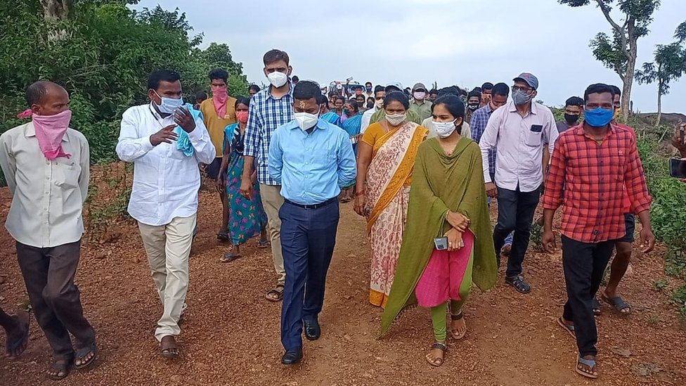 అధికారులు అధికారులు