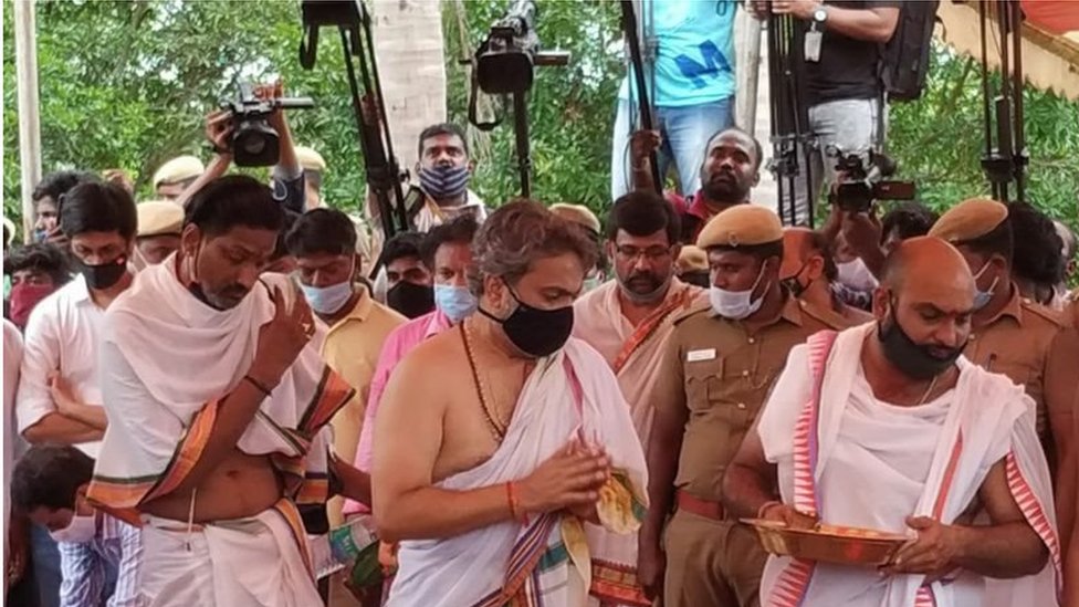 బాలసుబ్రహ్మణ్యం అంత్యక్రియలు బాలసుబ్రహ్మణ్యం అంత్యక్రియలు