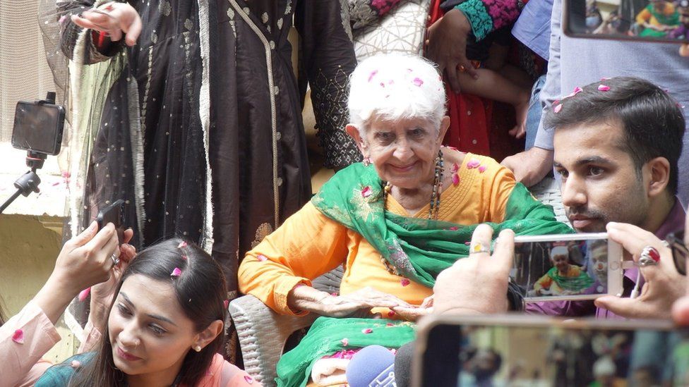 రీనా వర్మ రీనా వర్మ