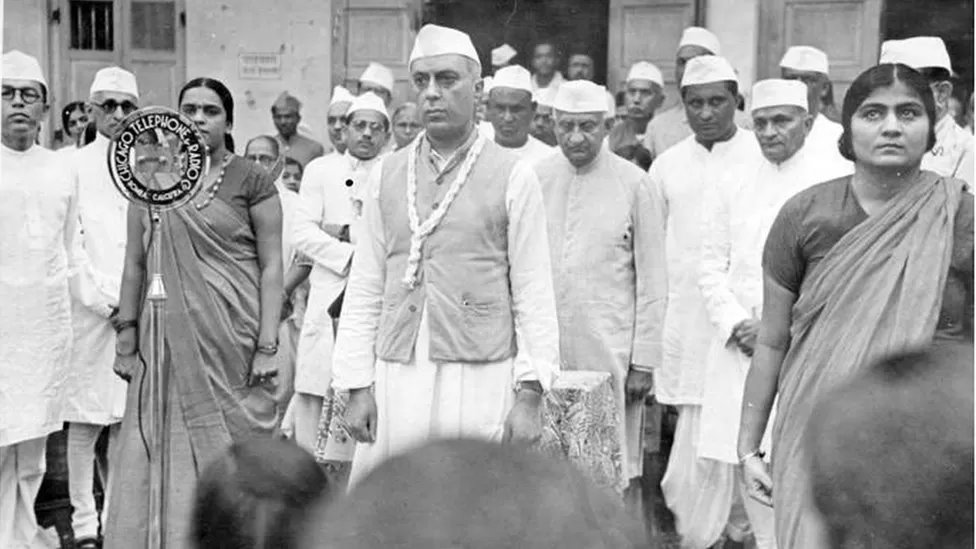 చెరియన్ గాంధీ, నెహ్రు లాంటి నాయకులను చూసి స్ఫూర్తి పొందారు. చెరియన్ గాంధీ, నెహ్రు లాంటి నాయకులను చూసి స్ఫూర్తి పొందారు.