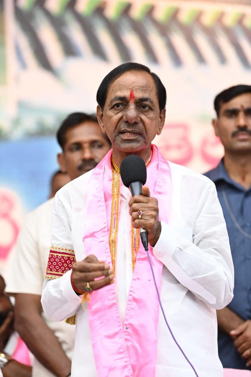 కేసీఆర్ కేసీఆర్