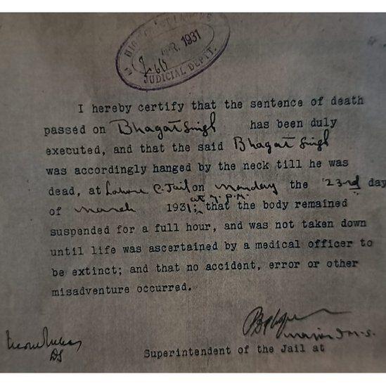 భగత్ సింగ్, రాజ్‌గురు, సుఖ్‌దేవ్‌లను ఉరితీసి, సగం కాలిన వారి శరీరాలను బ్రిటిషర్లు నదిలోకి ఎందుకు విసిరేశారు?