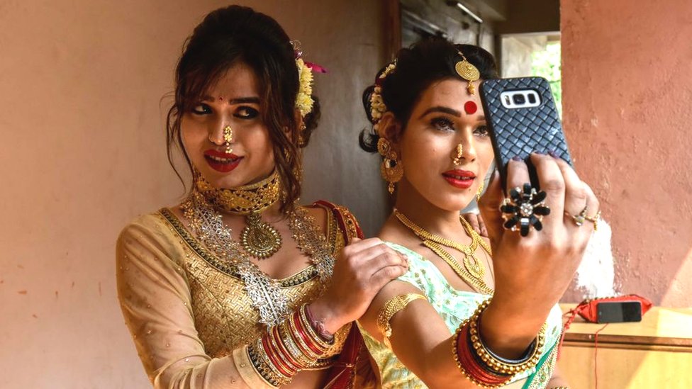 లింగమార్పిడి: ఆడవాళ్ళను, మగవాళ్ళుగా... మగవాళ్ళను ఆడవాళ్ళుగా ఎలా మార్చేస్తారు?