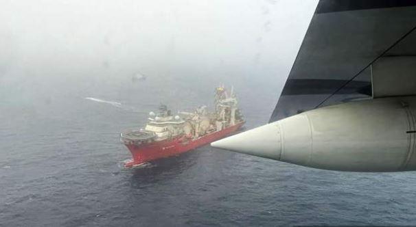 టైటాన్ సబ్ మెర్సిబుల్: 3.8 కిలోమీటర్ల లోతున ఉన్నప్పుడు దానిపై నీటి బరువు 10,000 టన్నులు