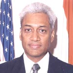 Mr Ravi Candadai